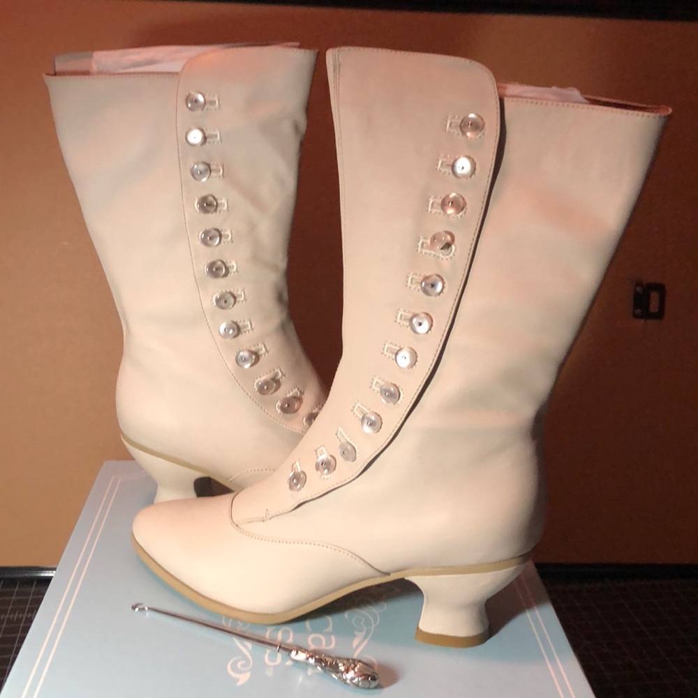 NIB American Duchess Victorian Reproduction Boots